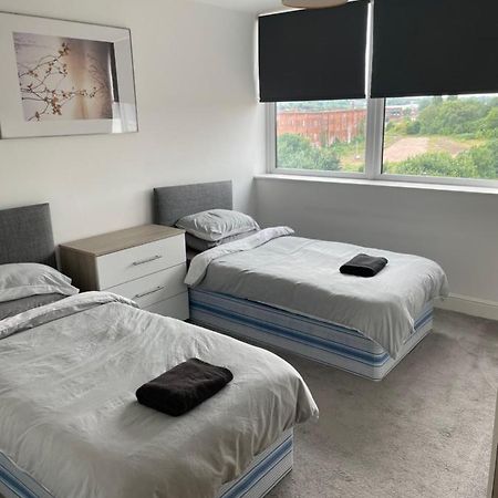 #0611 Two Bedroom Serviced Apartment - Free Parking Derby Dış mekan fotoğraf
