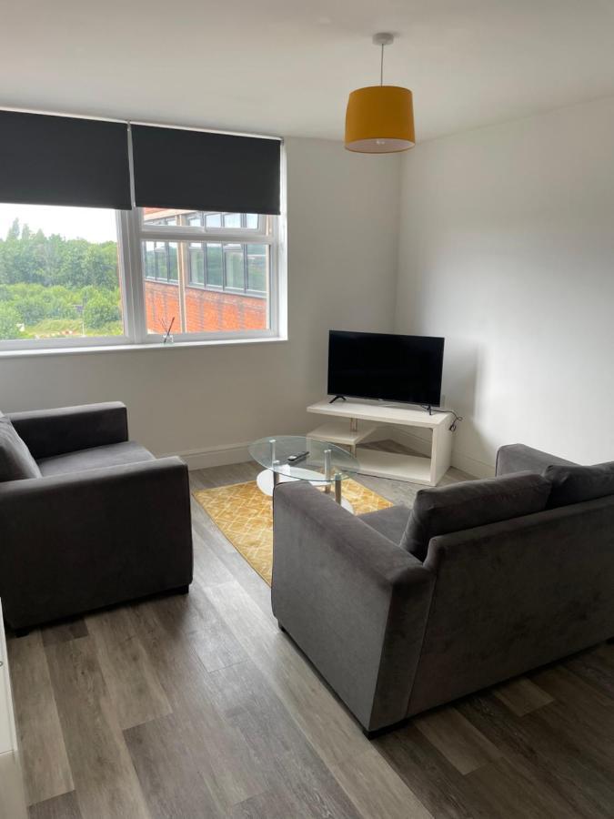 #0611 Two Bedroom Serviced Apartment - Free Parking Derby Dış mekan fotoğraf
